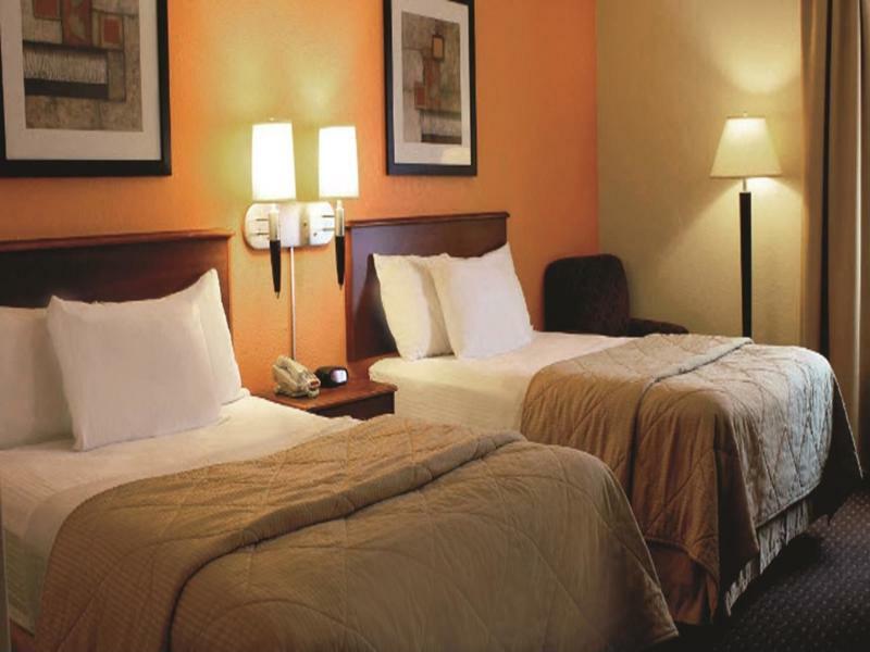 Days Inn & Suites By Wyndham Bloomington/Normal Il Eksteriør billede